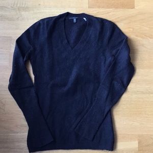 Elie Tahari black sweater